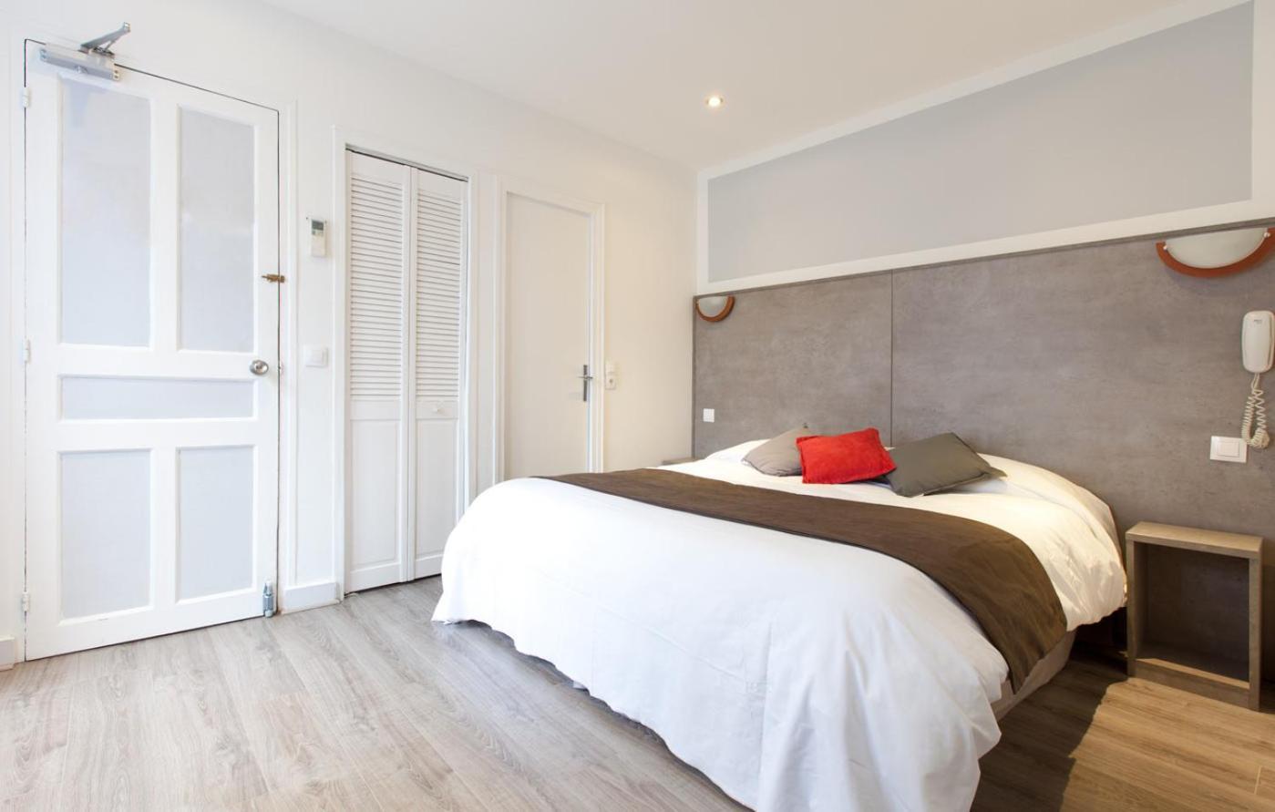 Panam Hotel Paris Gambetta- Place Gambetta-Mairie Du 20 Emme Exterior photo
